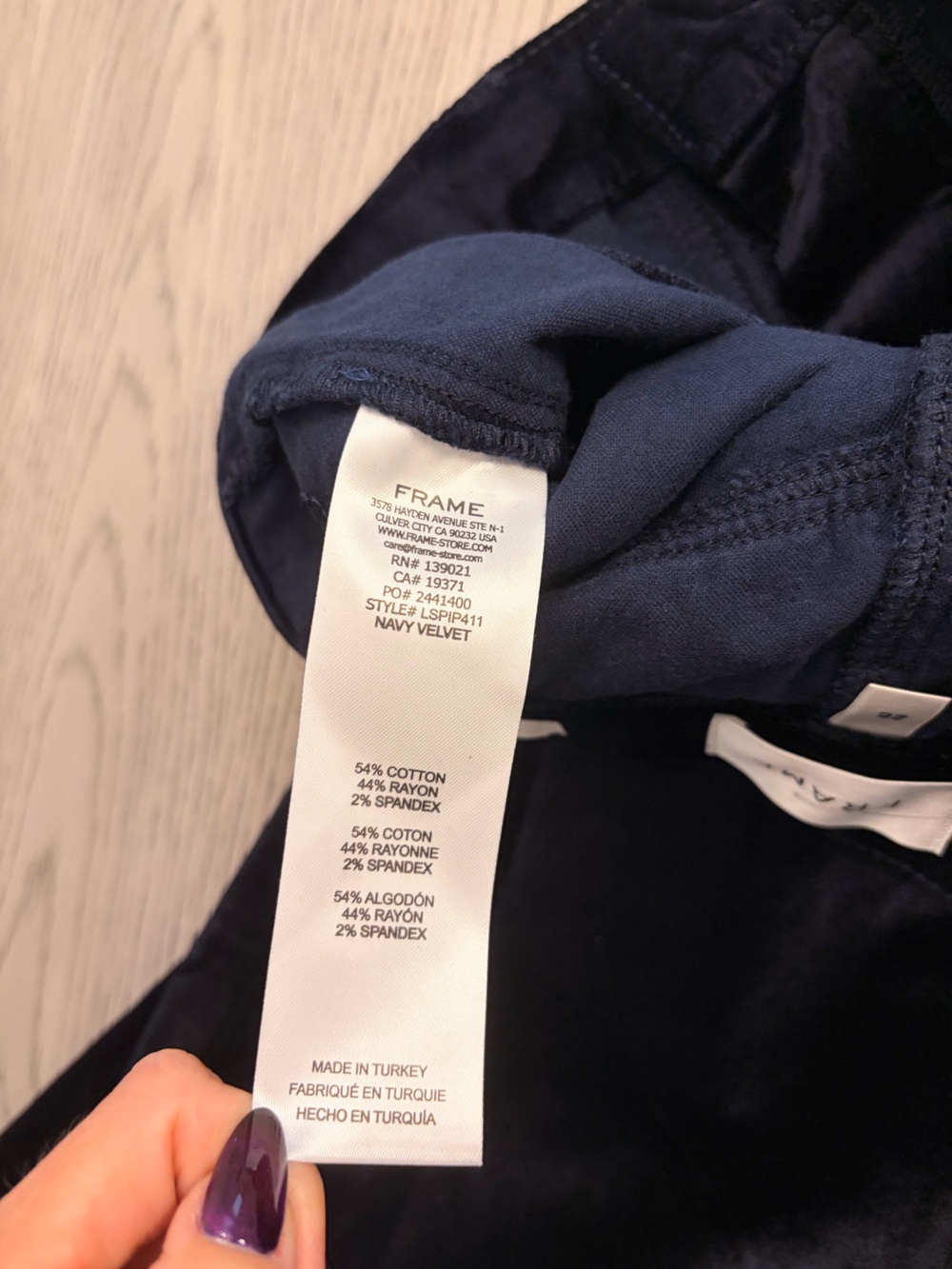 NWT Frame Le-Slim Palazzo Modernest Pocket Jean in Navy Velvet Size 26 - Picture 10 of 14